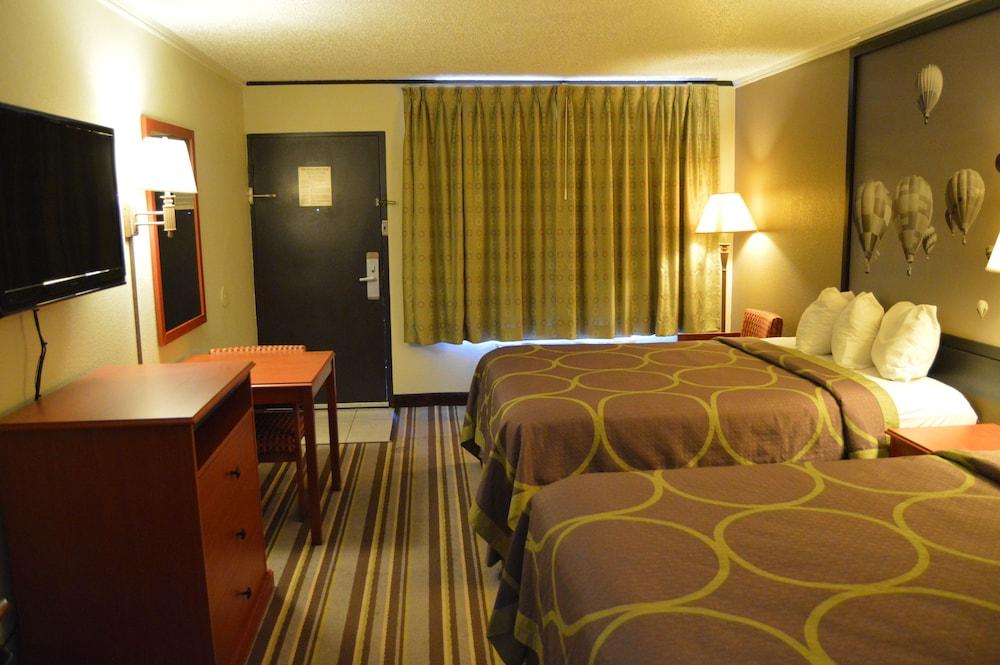 Super 8 By Wyndham Longview/North Motel Buitenkant foto