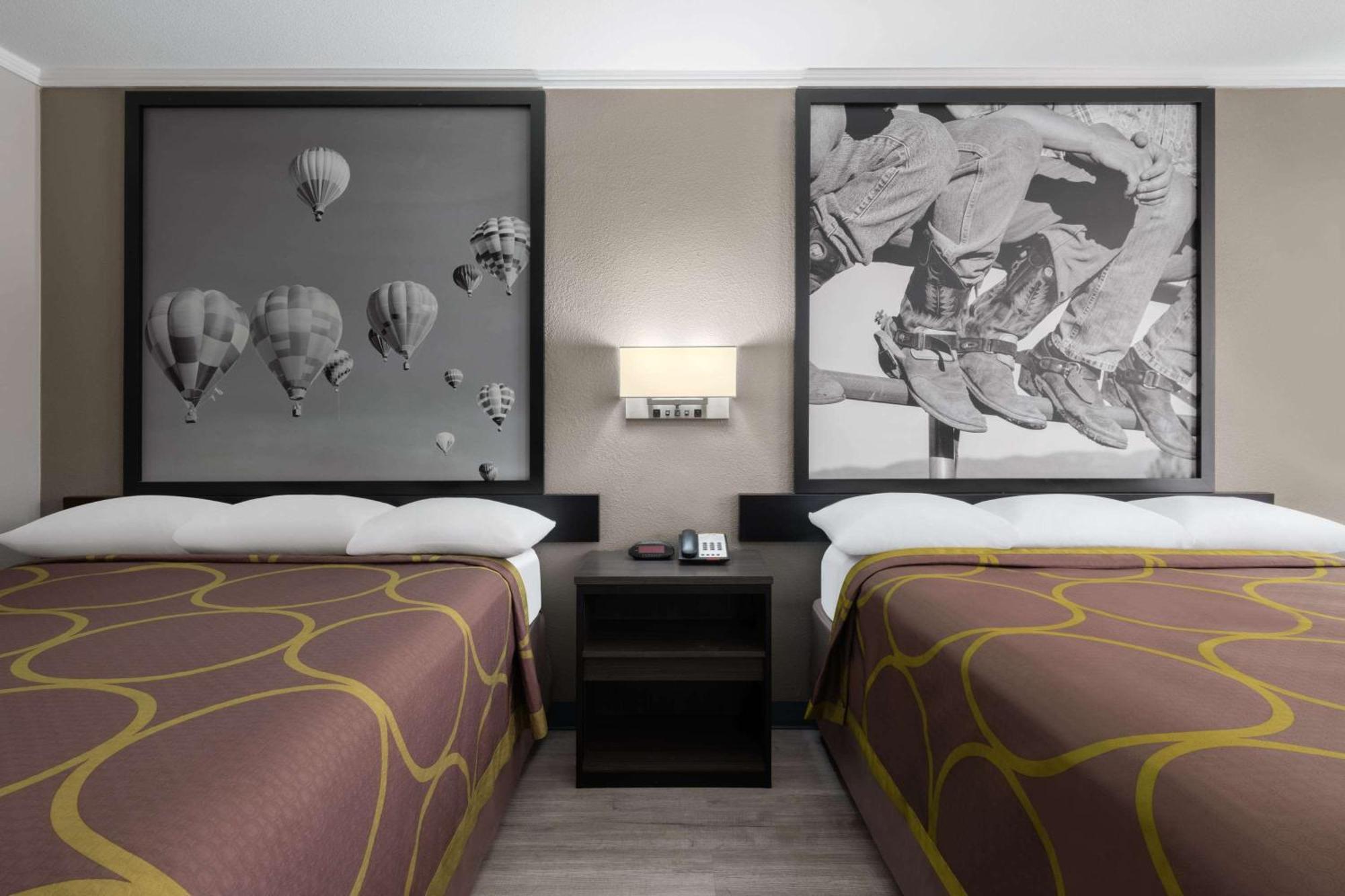 Super 8 By Wyndham Longview/North Motel Buitenkant foto